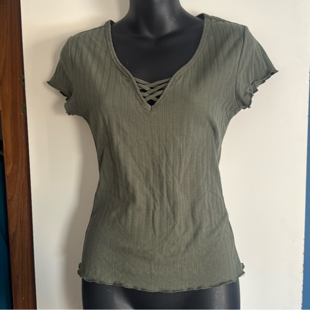 No Boundaries - Juniors  size Medium
